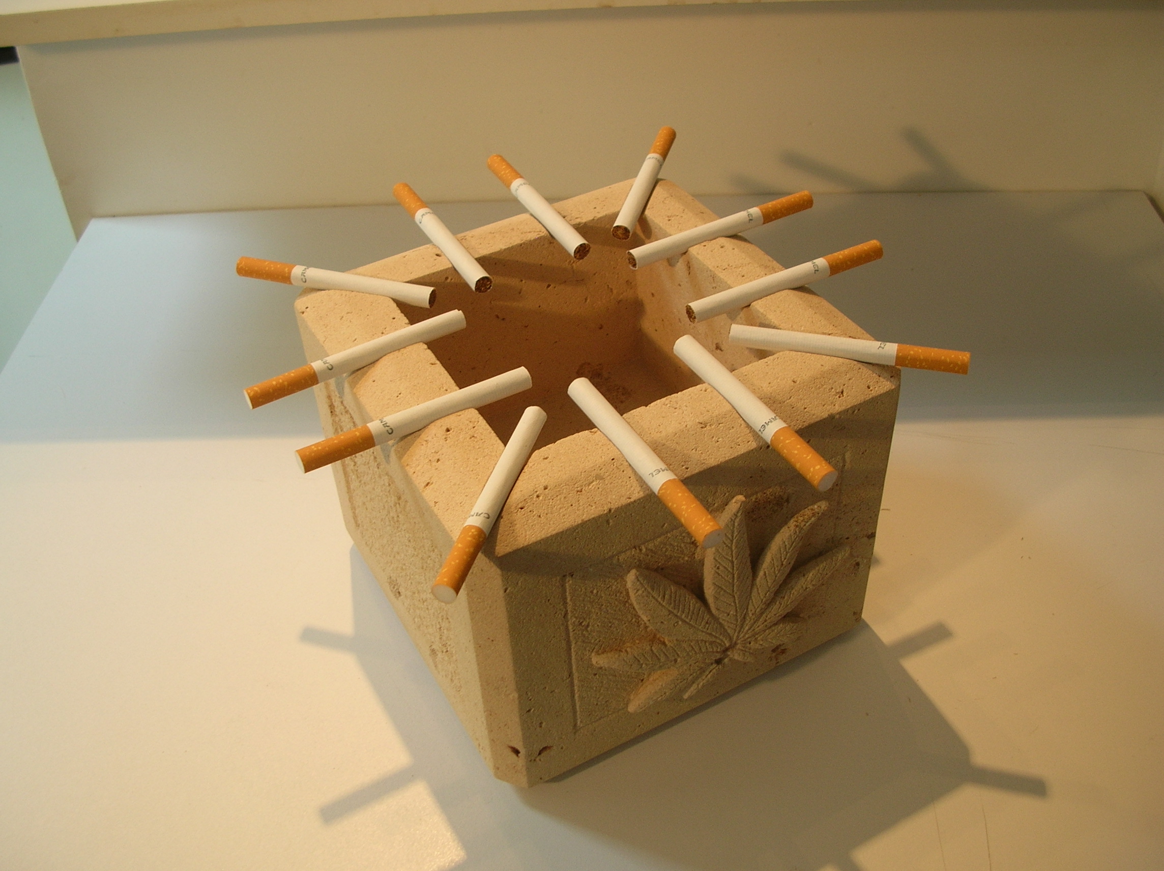 Vue d'ensemble avec disposition des cigarrettes
